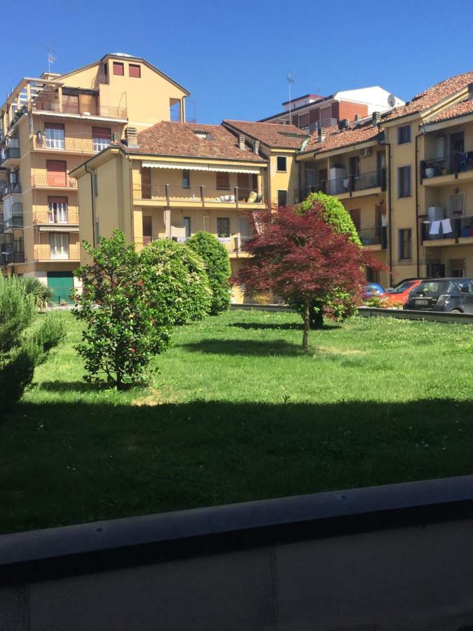 Apartment La Mansarda ألبا المظهر الخارجي الصورة